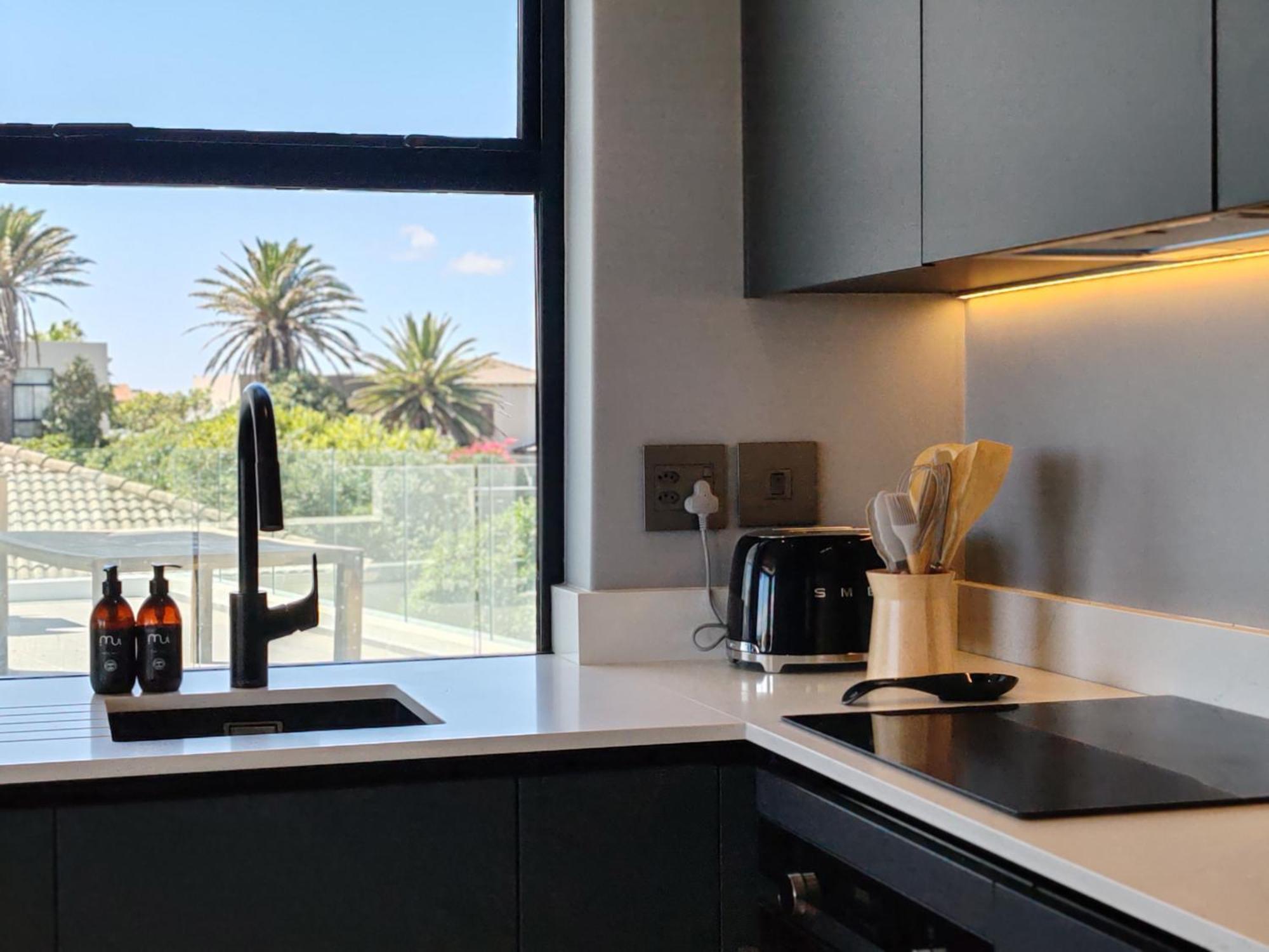 Drift Sunset Home-stay Cape Town